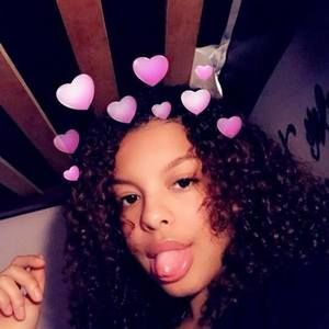 Meet your Posher, Jada